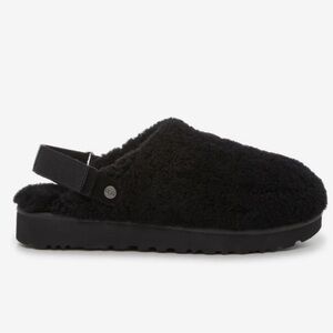 UGG Lanah Black Fuzzy clogs size 9 EUC